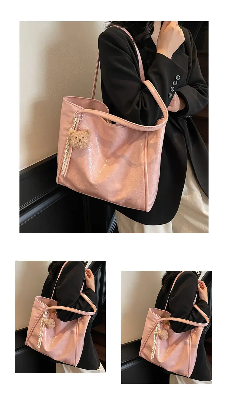 Women's Large Capacity Beige Shoulder Bag with Bear Earrings — feature 14