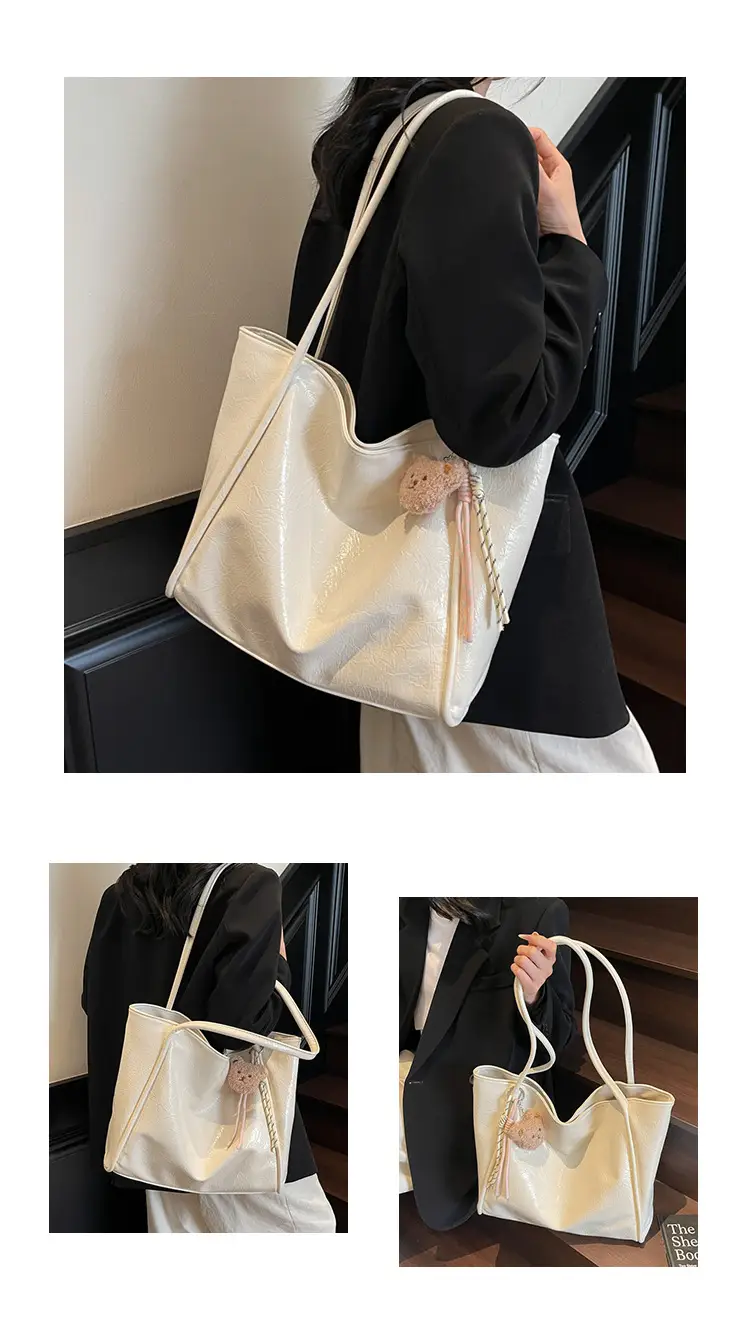 Women's Large Capacity Beige Shoulder Bag with Bear Earrings — feature 15