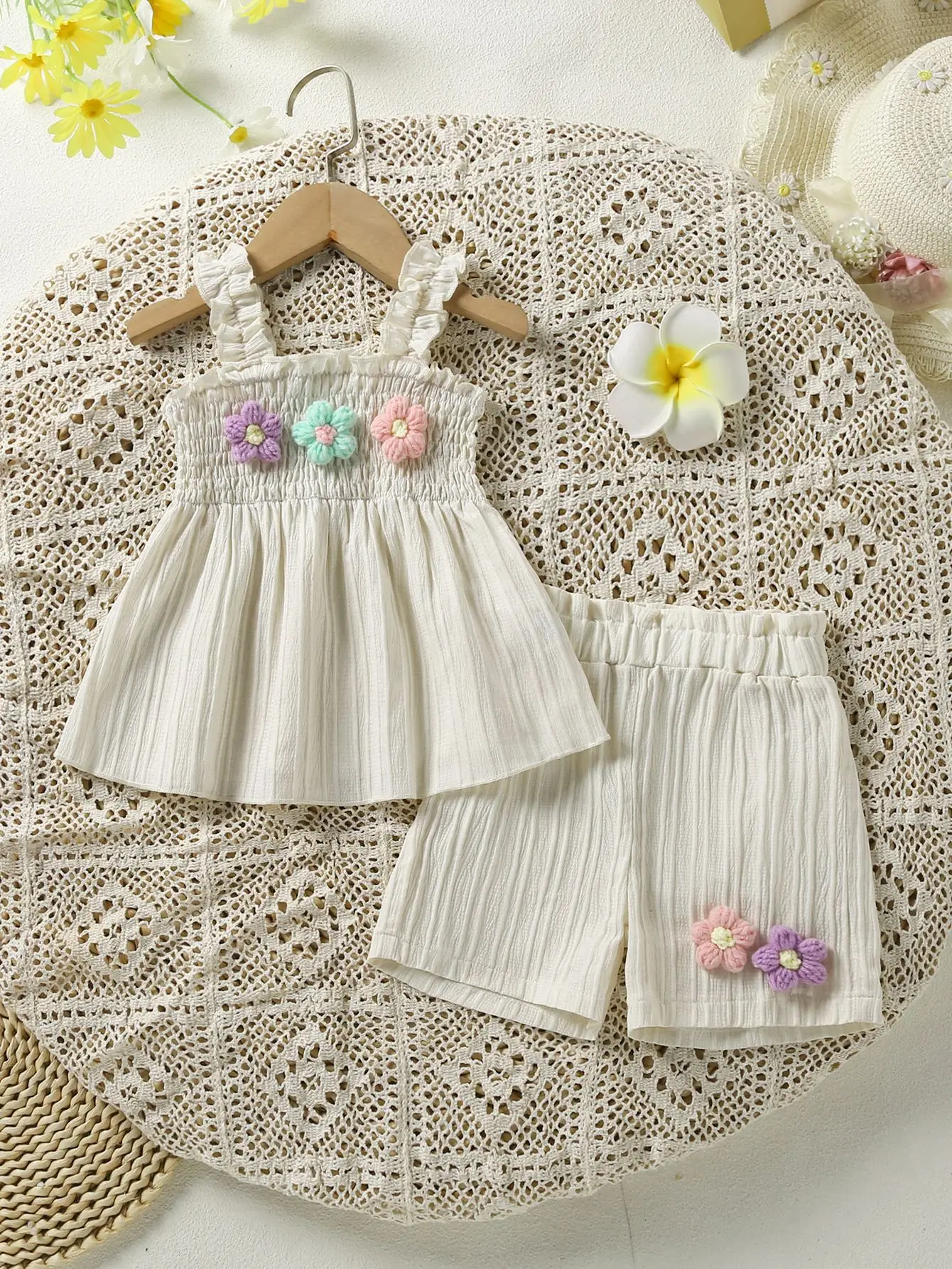 Girls' Blue Floral 2-Piece Suit with Shorts — feature 9