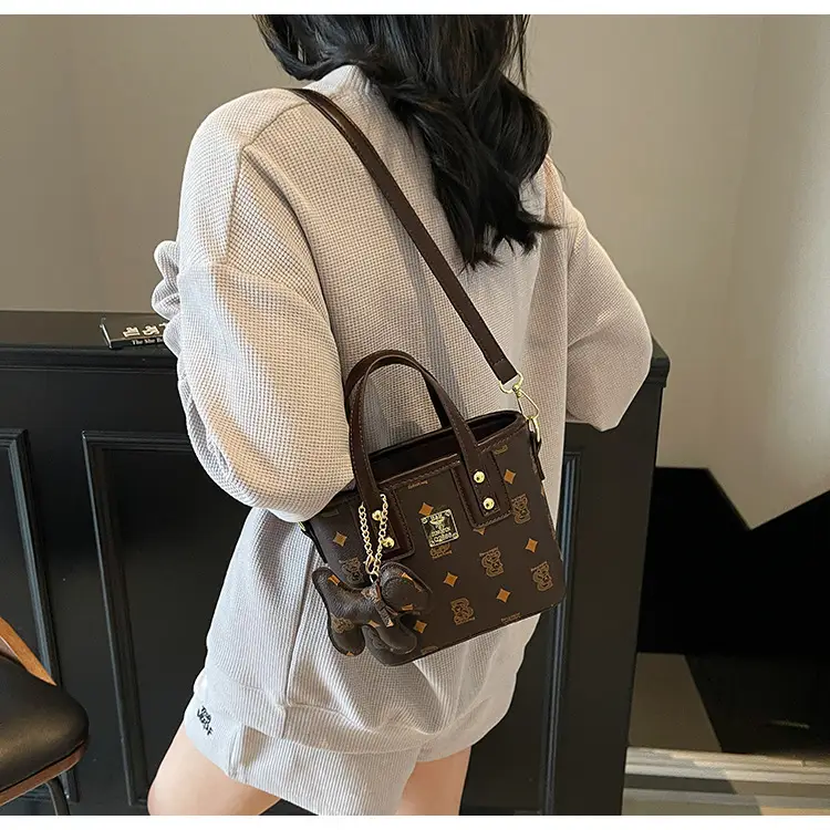 Women's Korean Printed Shoulder Crossbody Bag Brown Beige — feature 25