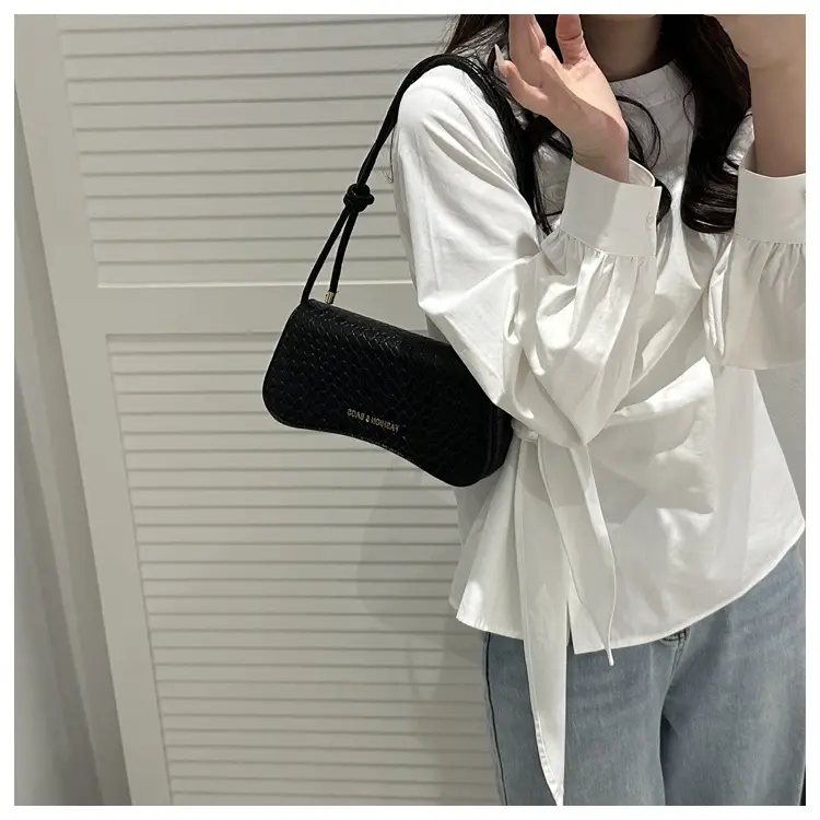 2025 Square Bag with Textured Leather Strap — feature 15