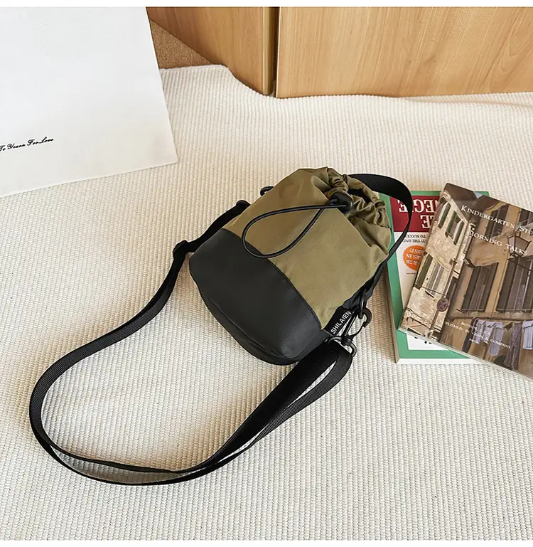 Black Drawstring Crossbody Bag for Men Women — feature 14