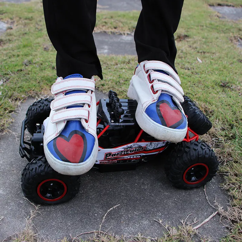 Cross-border Super Large Edition Remote Control Car Alloy Climbing Mountain Bigfoot Four-wheel Drive Remote Control Toy Model Off-road Vehicle Children