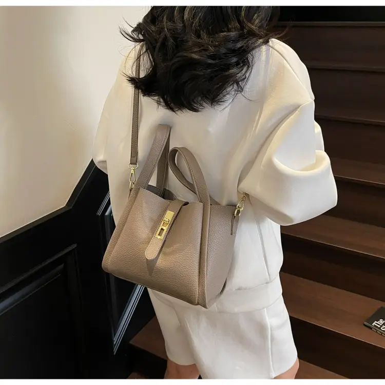 Women's Litchi Pattern Shoulder Bag 2025 New Fashion — feature 29