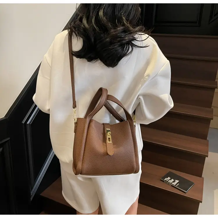 Women's Litchi Pattern Shoulder Bag 2025 New Fashion — feature 37