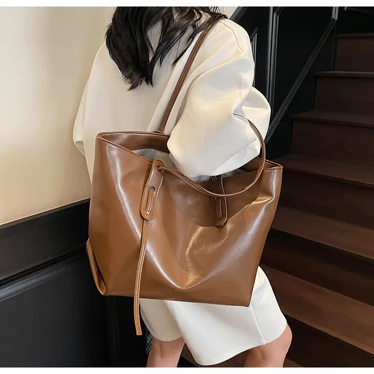 Women's Yellow Leather Tote Bag Large Capacity 2025 — feature 16