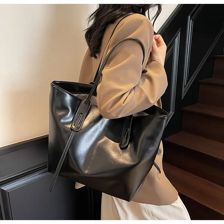 Women's Yellow Leather Tote Bag Large Capacity 2025 — feature 28