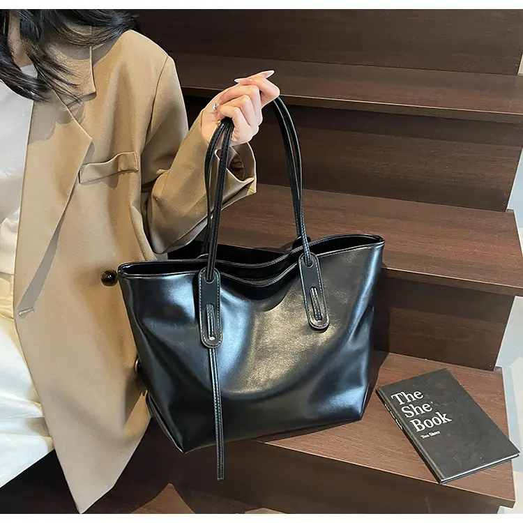 Women's Yellow Leather Tote Bag Large Capacity 2025 — feature 32