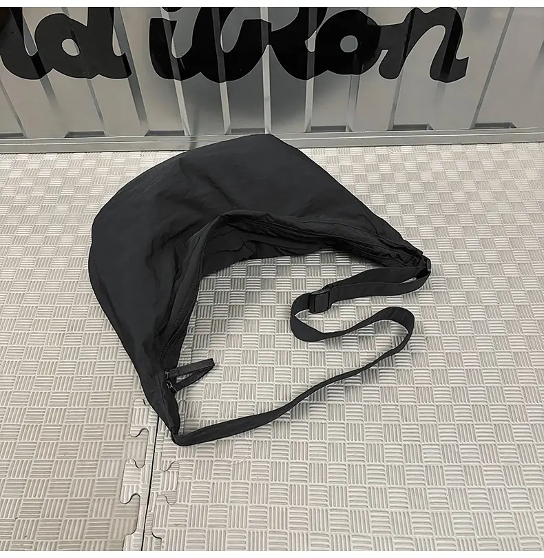 Black Crossbody Backpack for Women Sports Commute — feature 8