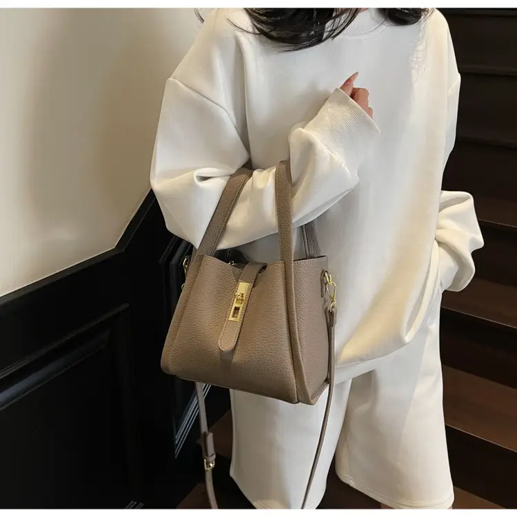 Women's Litchi Pattern Shoulder Bag 2025 New Fashion — feature 29