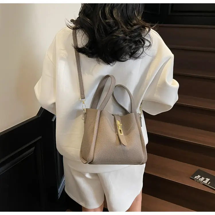 Women's Litchi Pattern Shoulder Bag 2025 New Fashion — feature 31