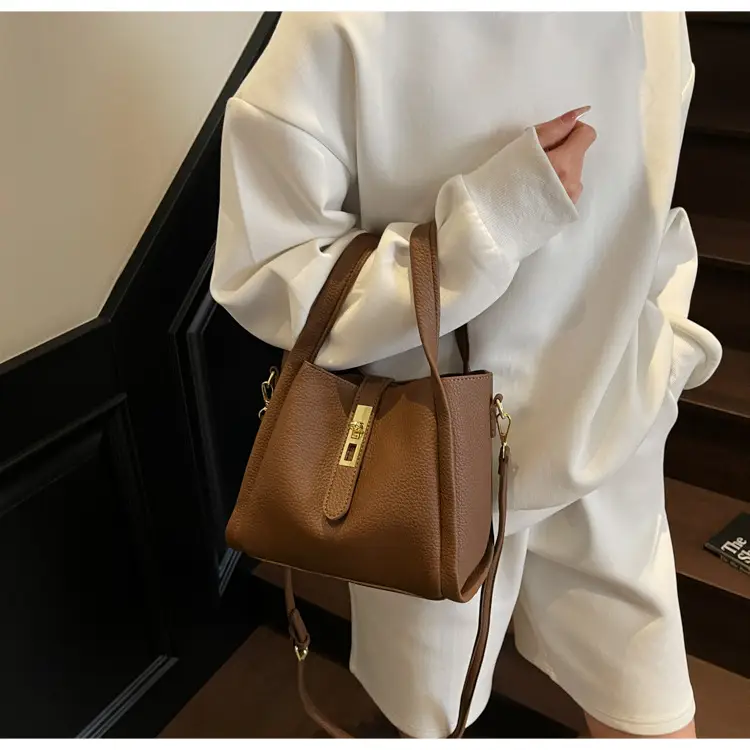 Women's Litchi Pattern Shoulder Bag 2025 New Fashion — feature 36