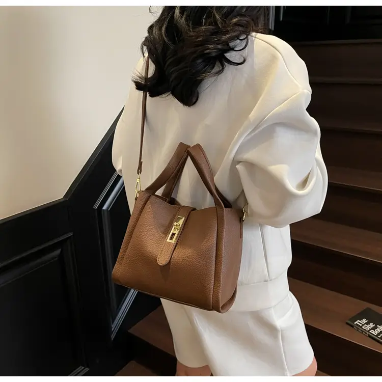 Women's Litchi Pattern Shoulder Bag 2025 New Fashion — feature 37