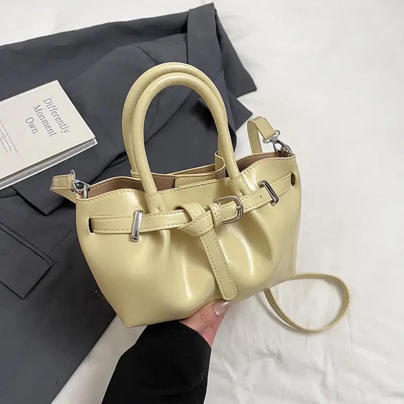 Silver Pleated Shoulder Bag for Women 2025 - Image 4