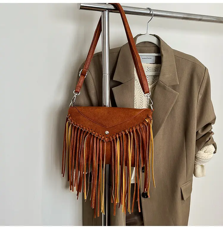 Women's Tassel Shoulder Bag Brown Leather 2025 — feature 19
