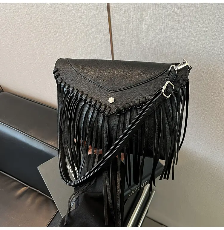 Women's Tassel Shoulder Bag Brown Leather 2025 — feature 20