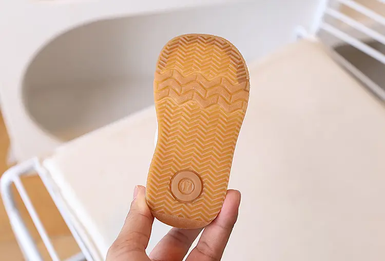 2025 New Toddler Shoes Spring and Autumn Baby Soft Sole Non-slip Baby Shoes Boys Breathable Girls Shoes Trendy sneaker — feature 8
