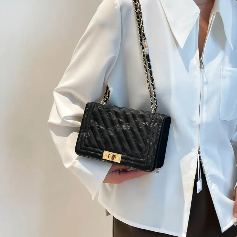 Pink Chain Crossbody Bag for Women 2025 Spring - Image 7