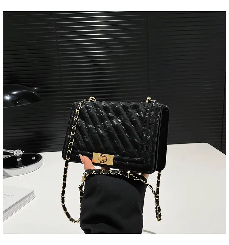 Pink Chain Crossbody Bag for Women 2025 Spring — feature 21