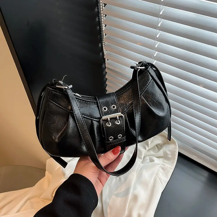 Black Retro Armpit Bag for Women 2025 — feature 13