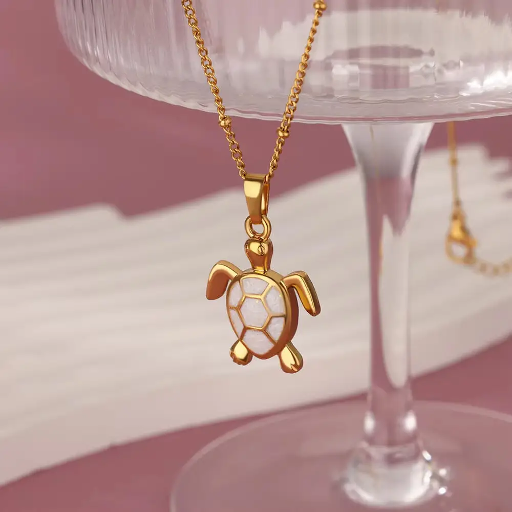 Gold Turtle Zircon Necklace for Women β feature 7