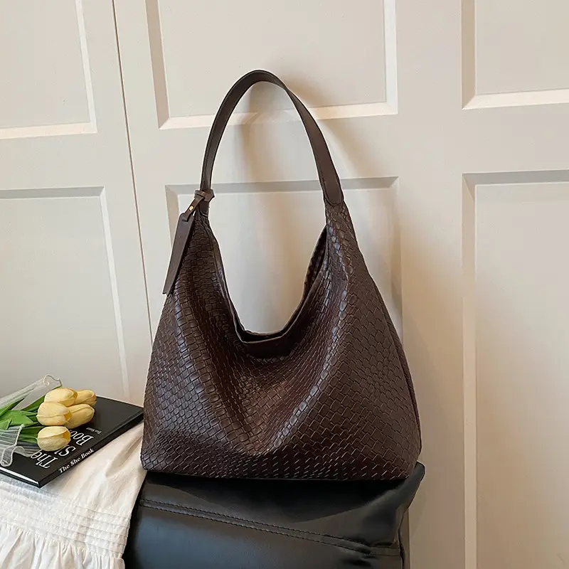 Brown Woven Shoulder Bag for Women, Large Capacity, Western Style - Image 6