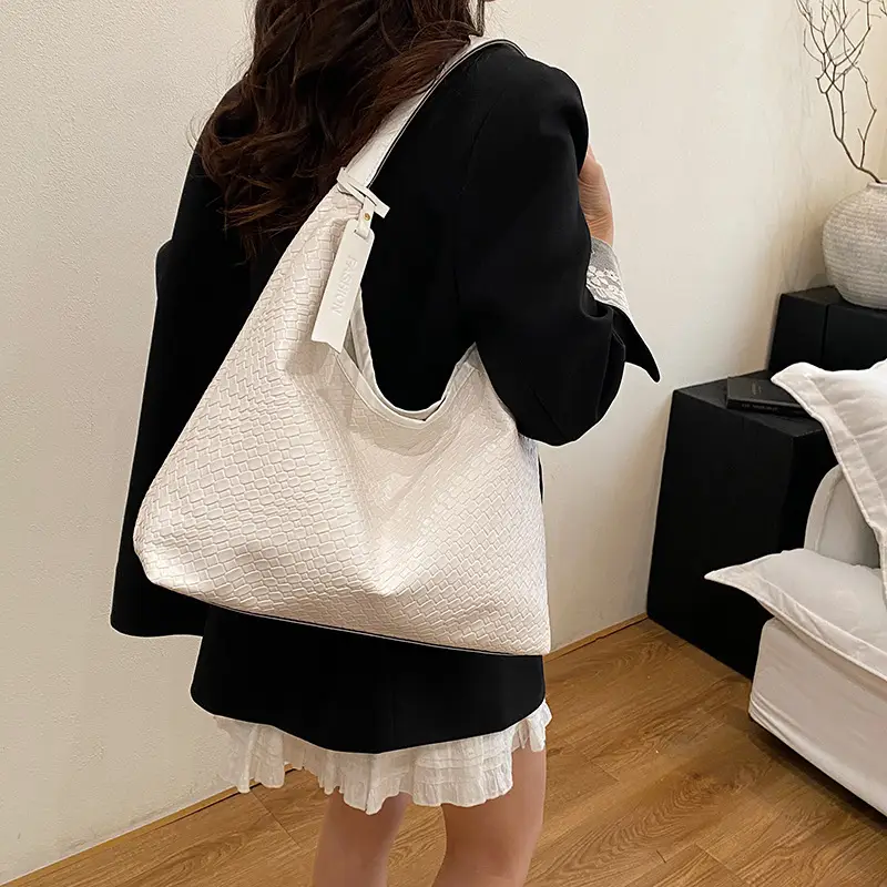 Brown Woven Shoulder Bag for Women, Large Capacity, Western Style - Image 8