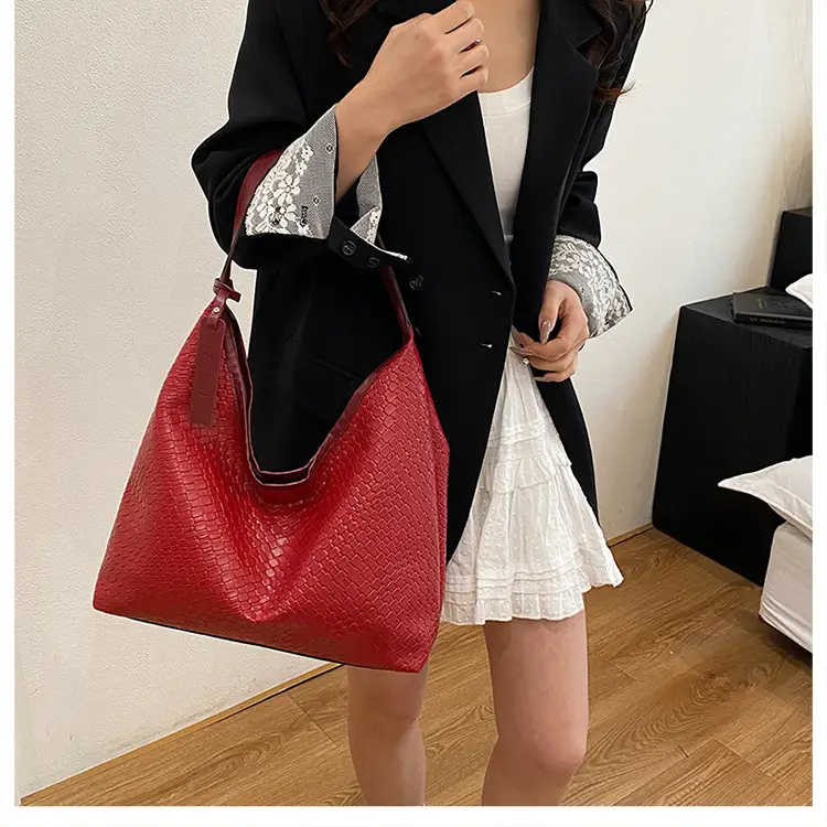 Brown Woven Shoulder Bag for Women, Large Capacity, Western Style — feature 16