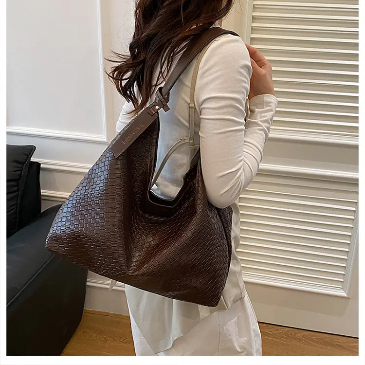 Brown Woven Shoulder Bag for Women, Large Capacity, Western Style — feature 28
