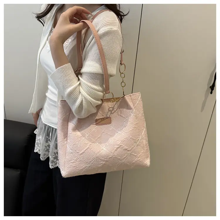 Women's White Embroidered Shoulder Crossbody Bag Large Capacity — feature 10