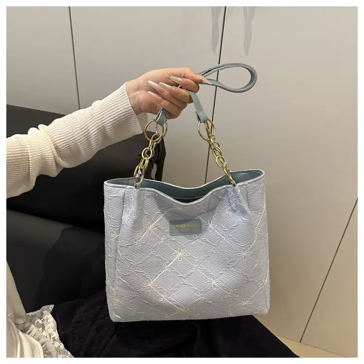 Women's White Embroidered Shoulder Crossbody Bag Large Capacity — feature 13