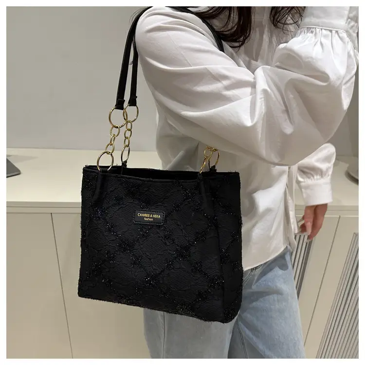 Women's White Embroidered Shoulder Crossbody Bag Large Capacity — feature 8