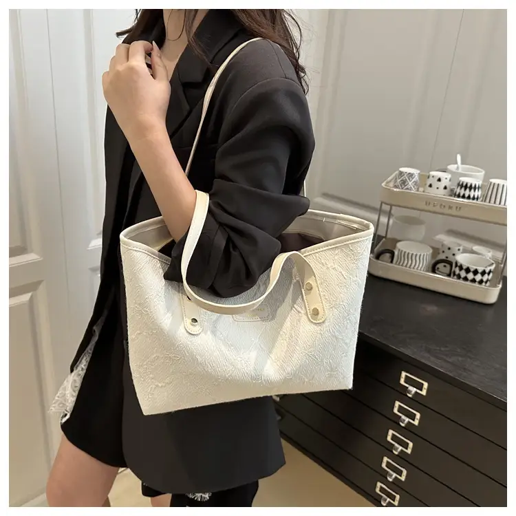 2025 New Underarm Bag Fashionable Casual Shoulder Bag — feature 16