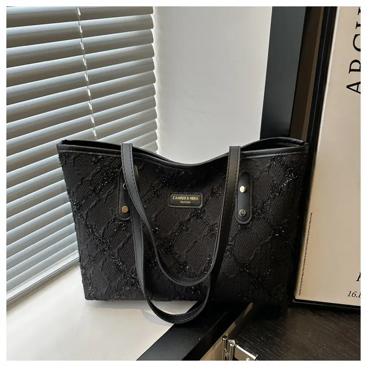 2025 New Underarm Bag Fashionable Casual Shoulder Bag — feature 20
