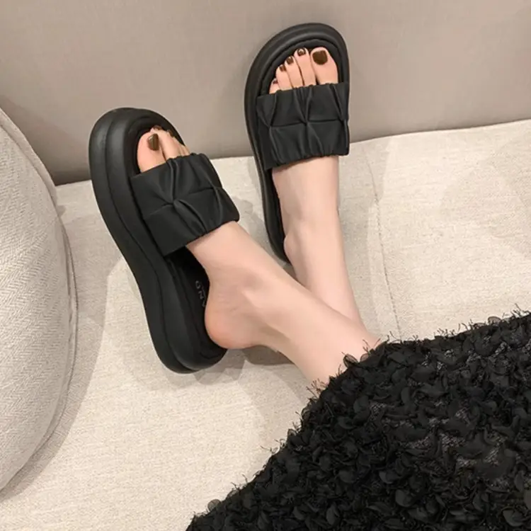 Women's Black Platform Sandals Summer 2025 — feature 12