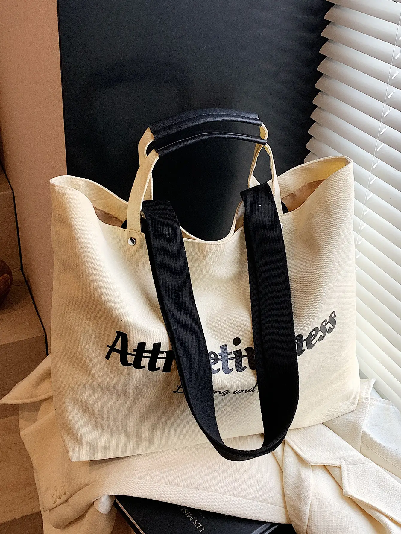 Women Canvas Tote Bag Yellow Black Large Capacity Western Style — feature 48