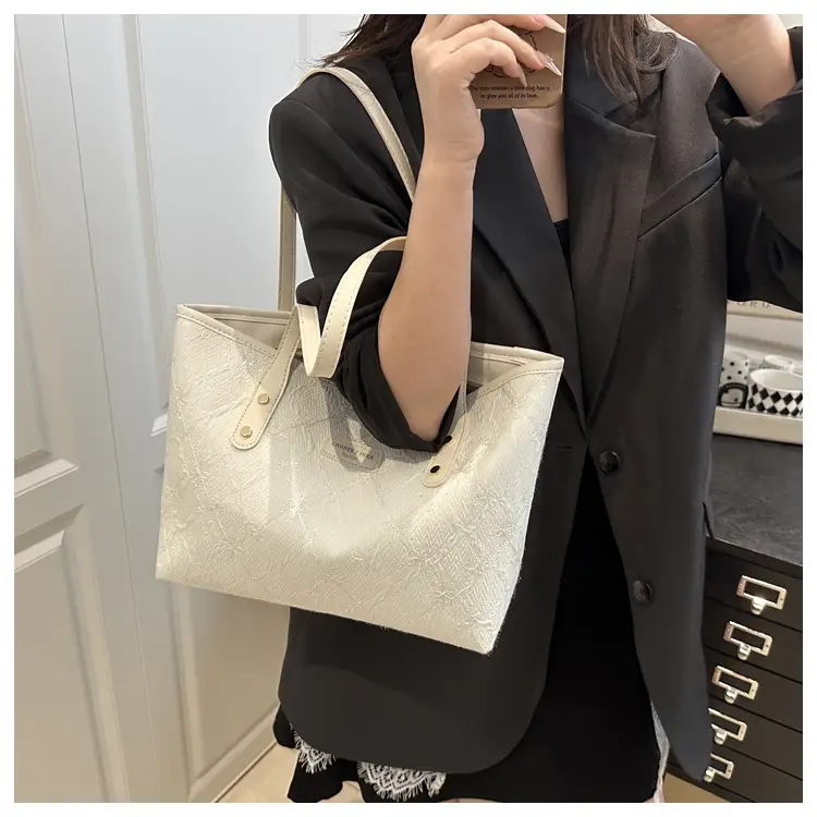 Women Quilted Light Blue Shoulder Bag 2025 — feature 10