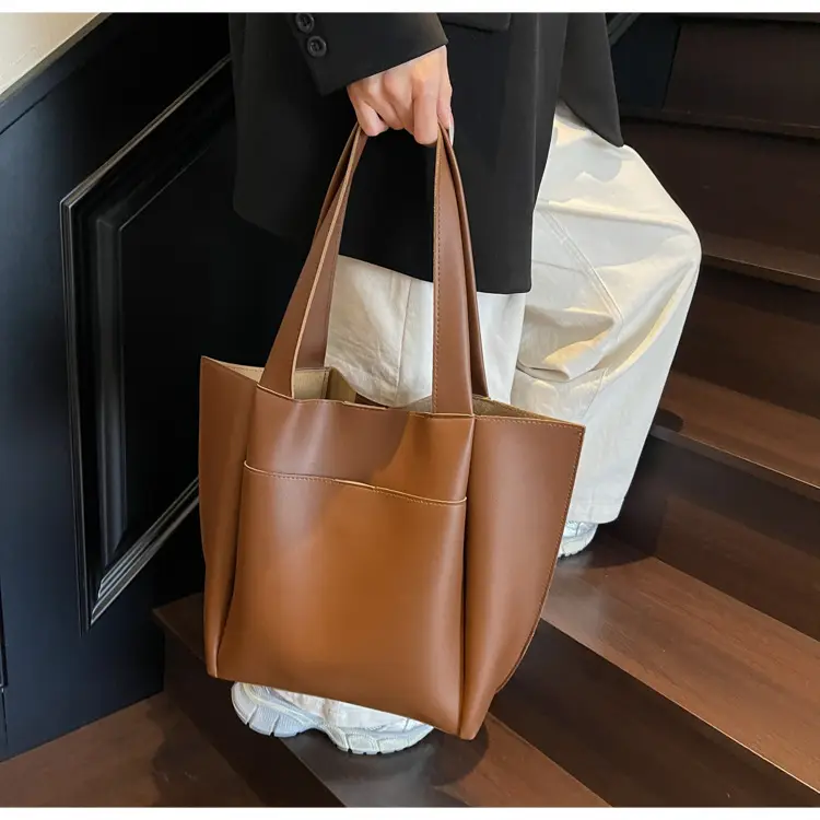 2025 Black Leather Tote Bag for Women Spring New — feature 34