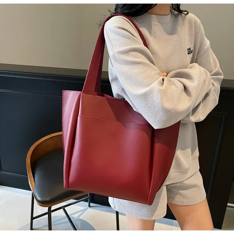 2025 Black Leather Tote Bag for Women Spring New — feature 36