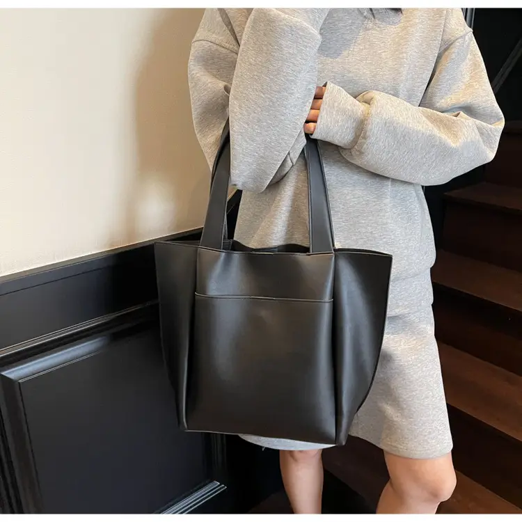 2025 Black Leather Tote Bag for Women Spring New — feature 42