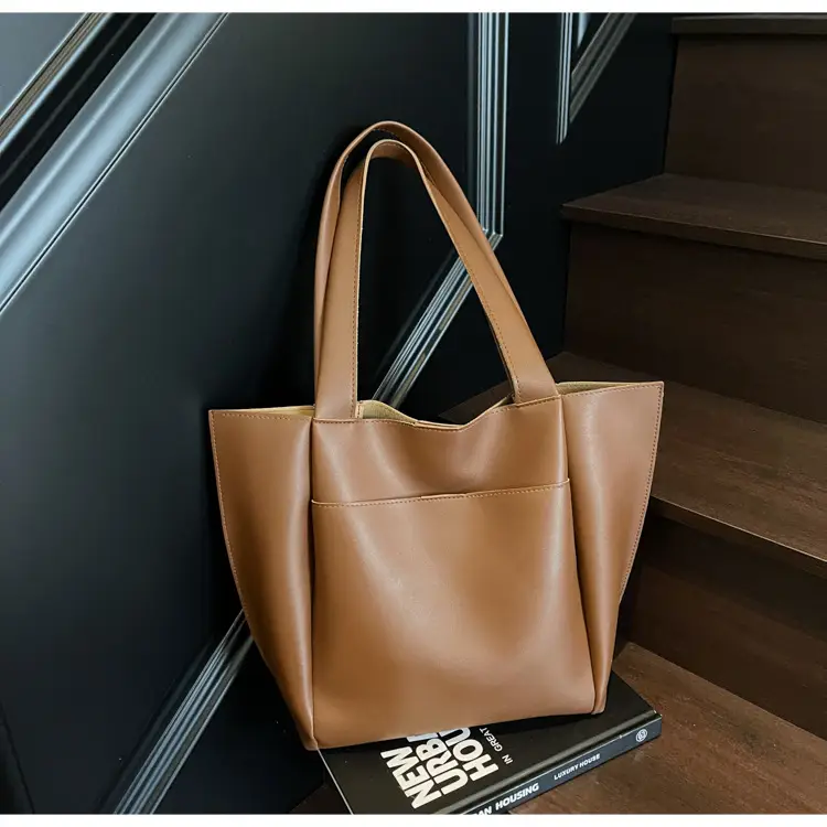 Women's Large Capacity Leather Tote Bag Brown 2026 — feature 32