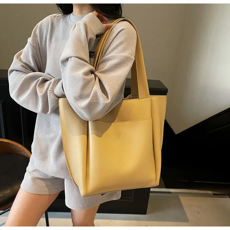 Women's Large Capacity Leather Tote Bag Brown 2026 — feature 38