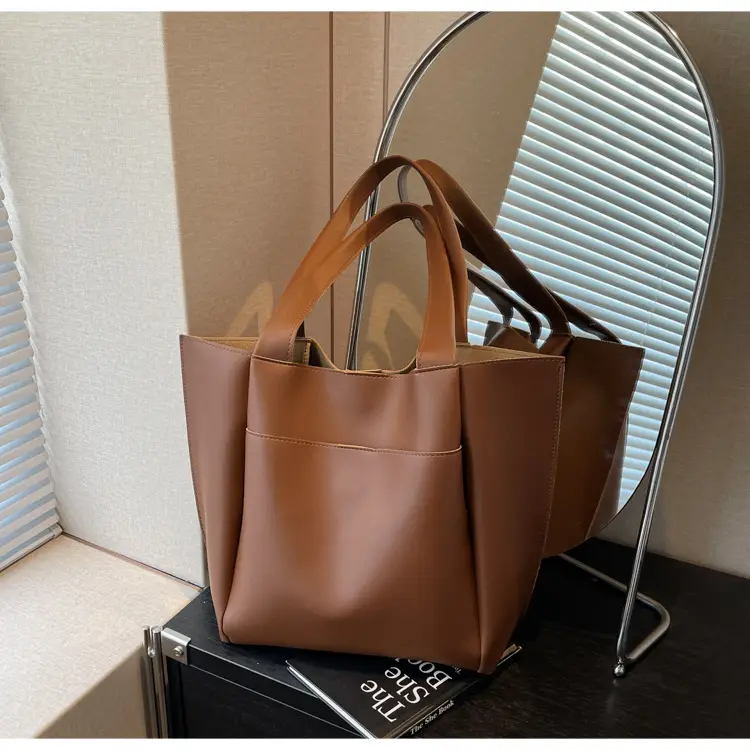 Women's Large Capacity Leather Tote Bag Brown 2026 — feature 40