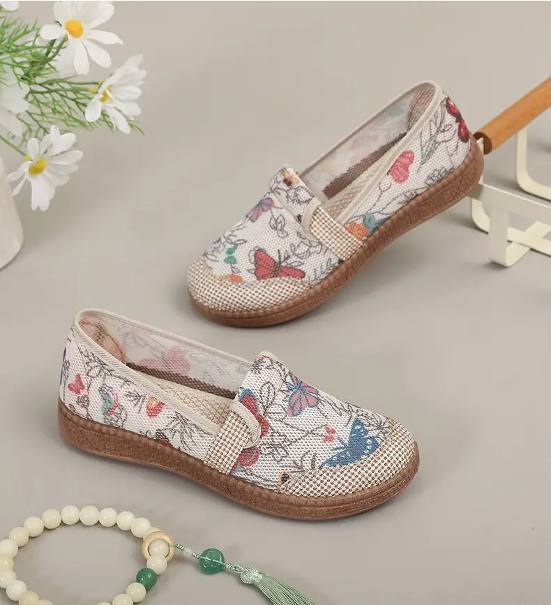 New Style Old Beijing Cloth Shoes for Women in Summer, Breathable Ethnic Style Shallow Fisherman's Shoes, Soft Soles, Non-Slip Slip-On Mom's Shoes — feature 14