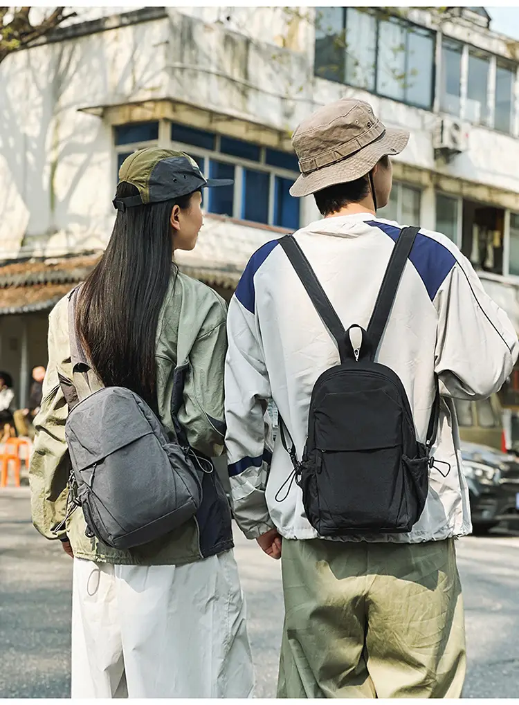 Men's Green Crossbody Backpack with Multiple Pockets — feature 14
