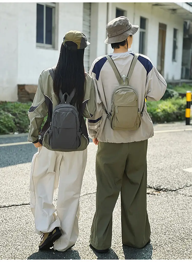 Men's Green Crossbody Backpack with Multiple Pockets — feature 28