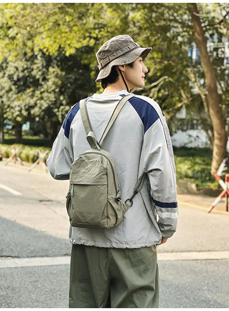 Men's Green Crossbody Backpack with Multiple Pockets — feature 30