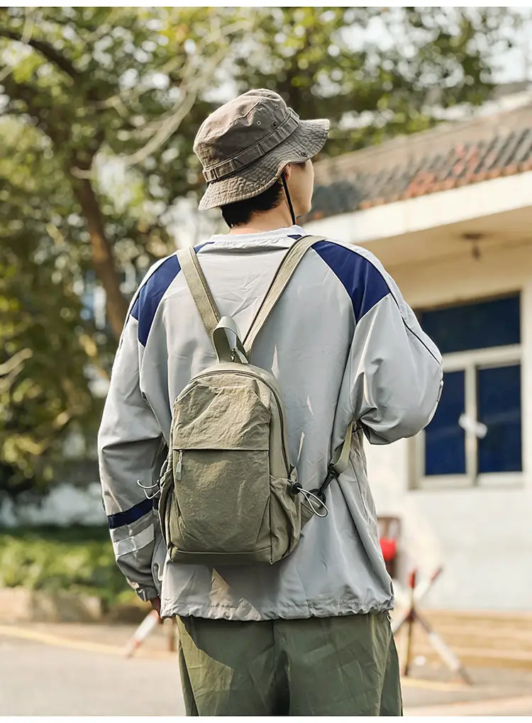 Men's Green Crossbody Backpack with Multiple Pockets — feature 33