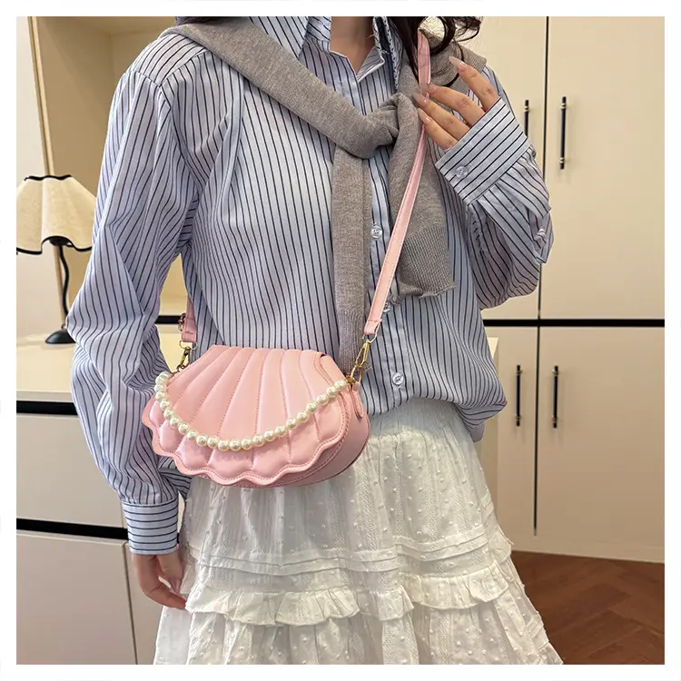 Women's Pearl Chain Shoulder Crossbody Bag 2025 — feature 34