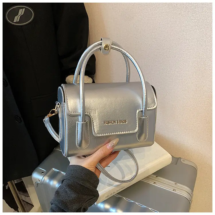 Women's White Leather Shoulder Bag 2025 New Fashion — feature 22